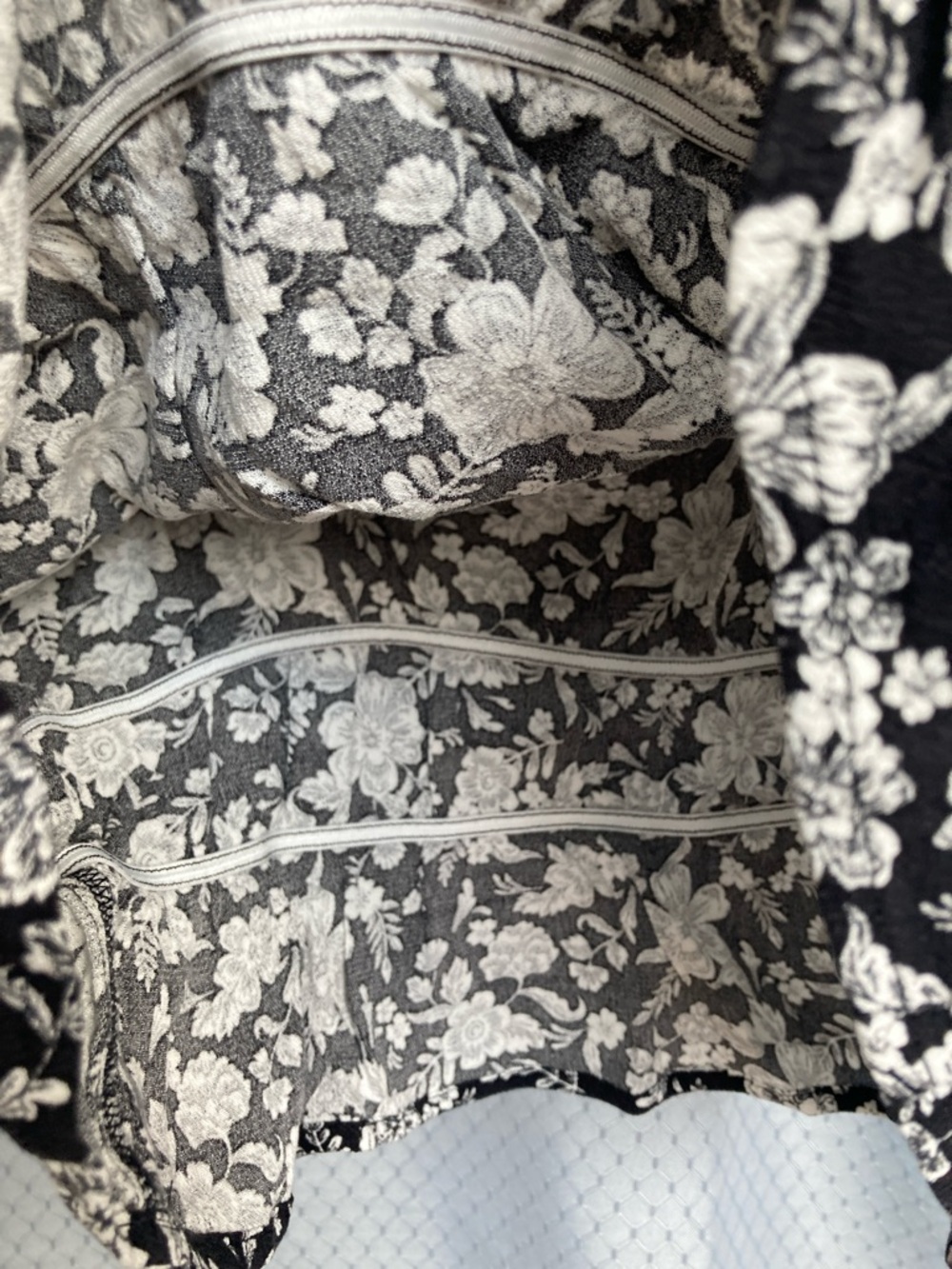 So crop top floral print cropped cinch waist tank black white boho L jrs - Picture 12 of 17